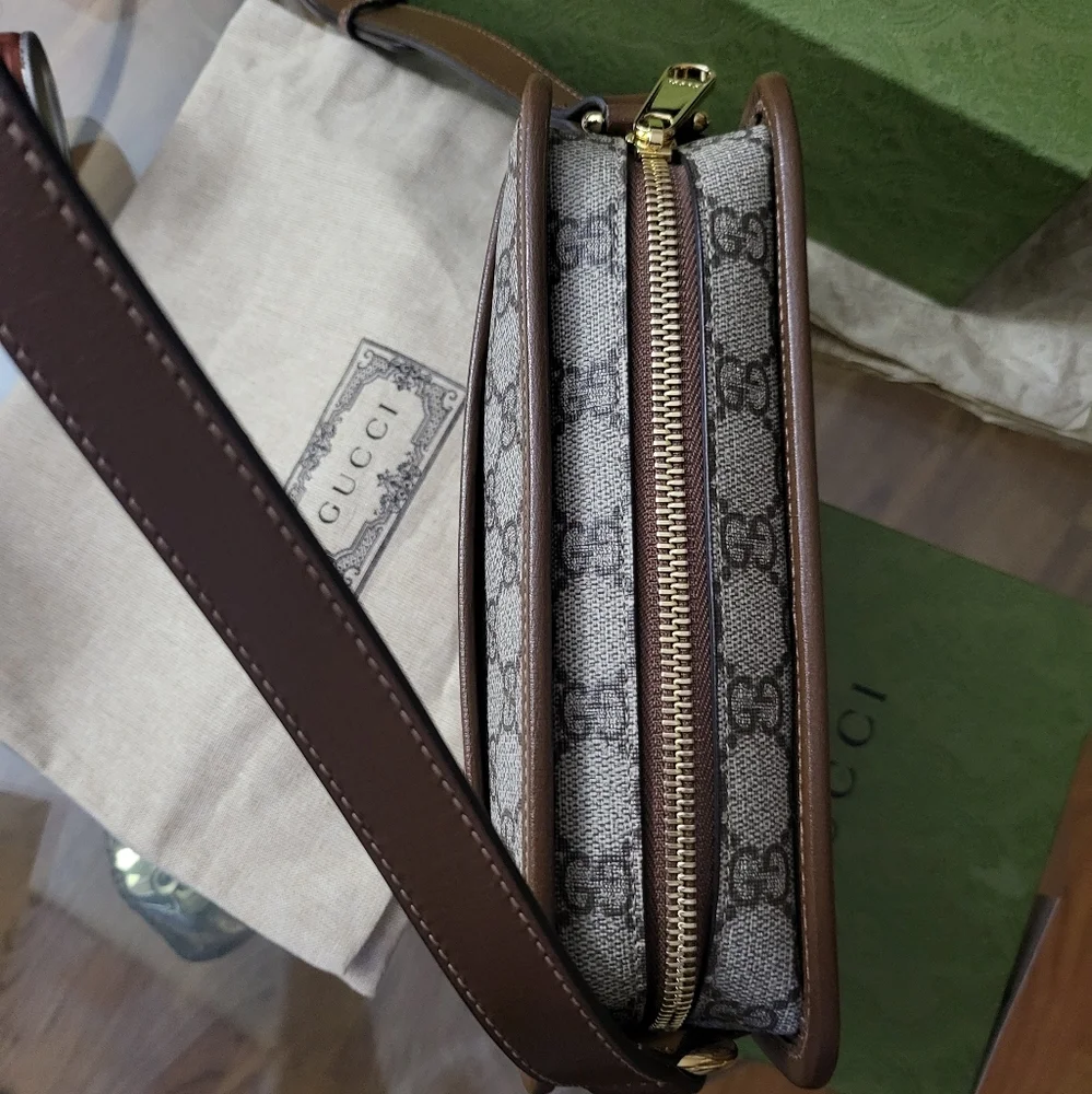 Authentic Gucci Mini Bag with Interlocking G - Picture 13 of 13